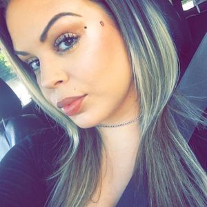 Meet your Posher, Kelley